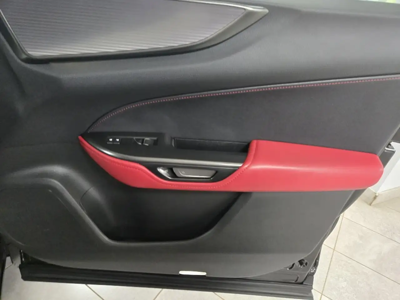 Lexus NX снимка Lexus NX