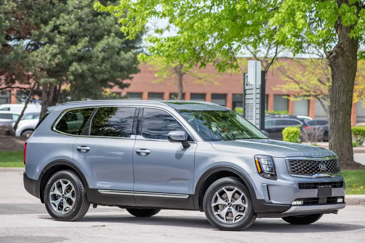 Kia Telluride снимка Kia Telluride