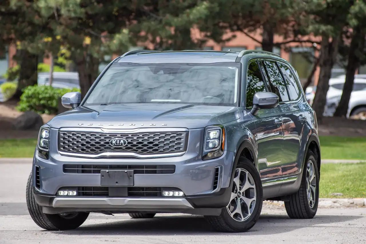 Kia Telluride снимка Kia Telluride