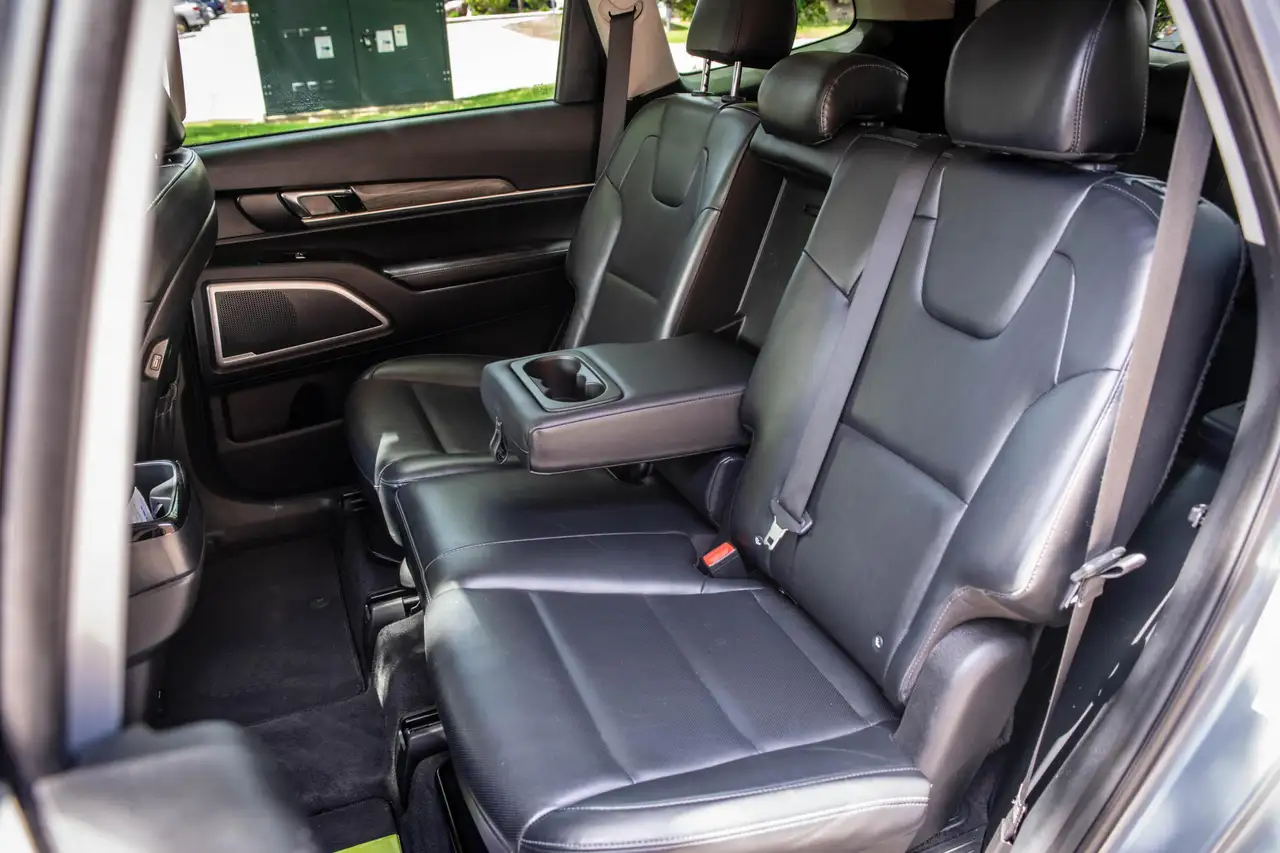 Kia Telluride снимка Kia Telluride