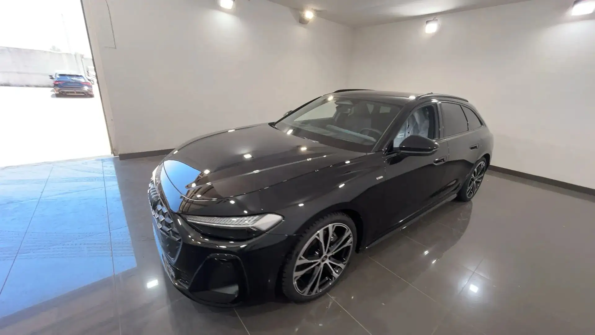 Audi A5 A5 Avant TDI quattro S Line 204cv auto Negru - 2