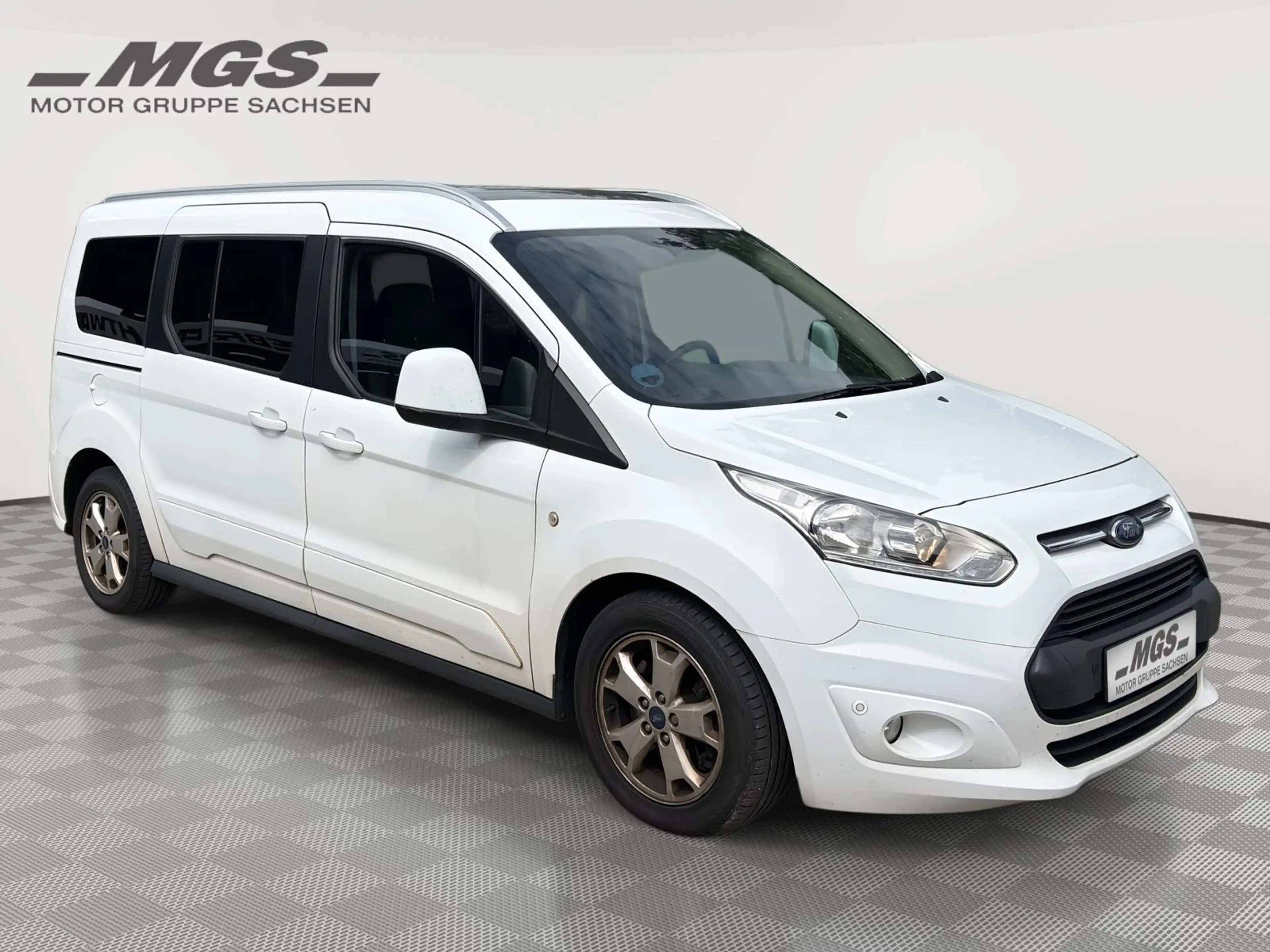 Ford Grand Tourneo 1.5 'Titanium' #AHK #NAVI #PANO — photo 5