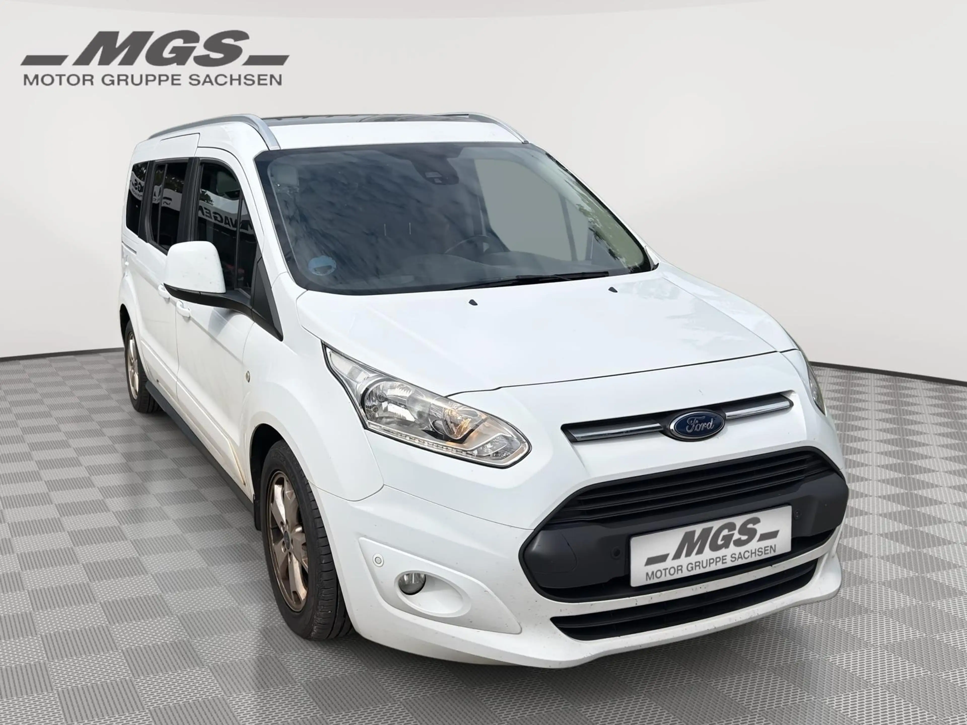 Ford Grand Tourneo 1.5 'Titanium' #AHK #NAVI #PANO — photo 3
