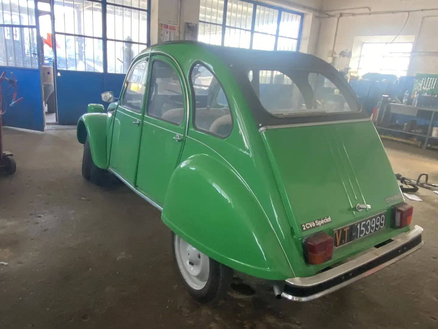 Citroen 2CV 6 Special - 1