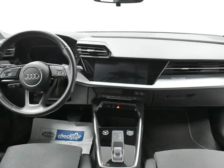Audi A3 2023, foto 50