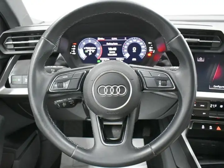 Audi A3 2023, foto 13