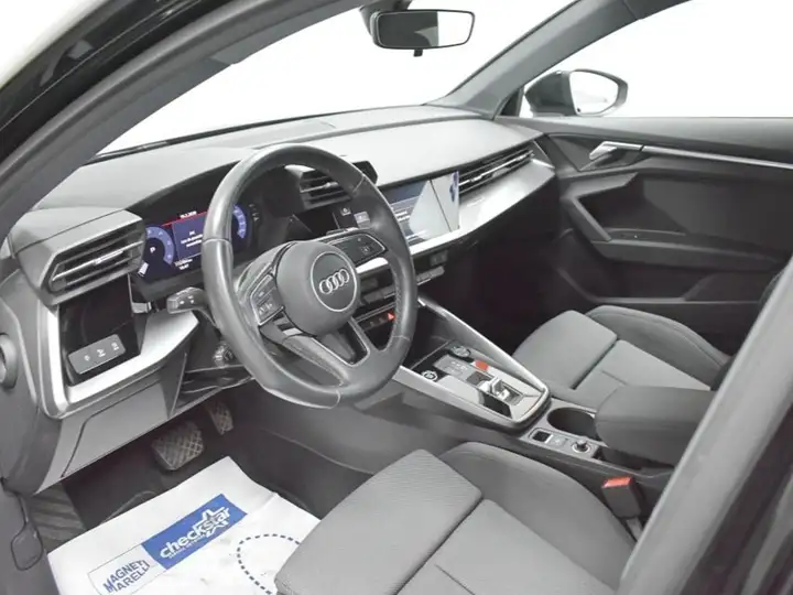 Audi A3 2023, foto 8
