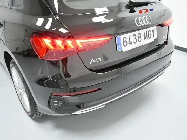 Audi A3 2023, foto 5