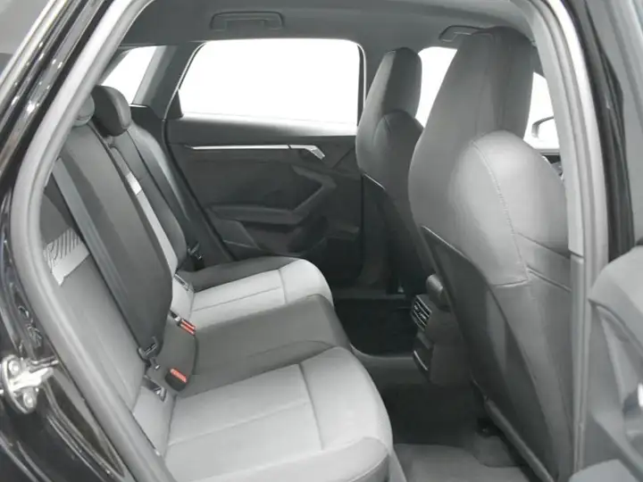 Audi A3 2023, foto 34