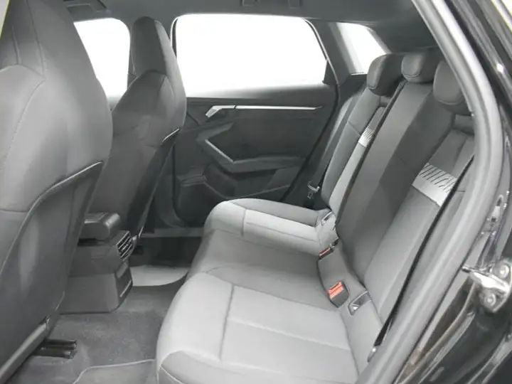 Audi A3 2023, foto 26