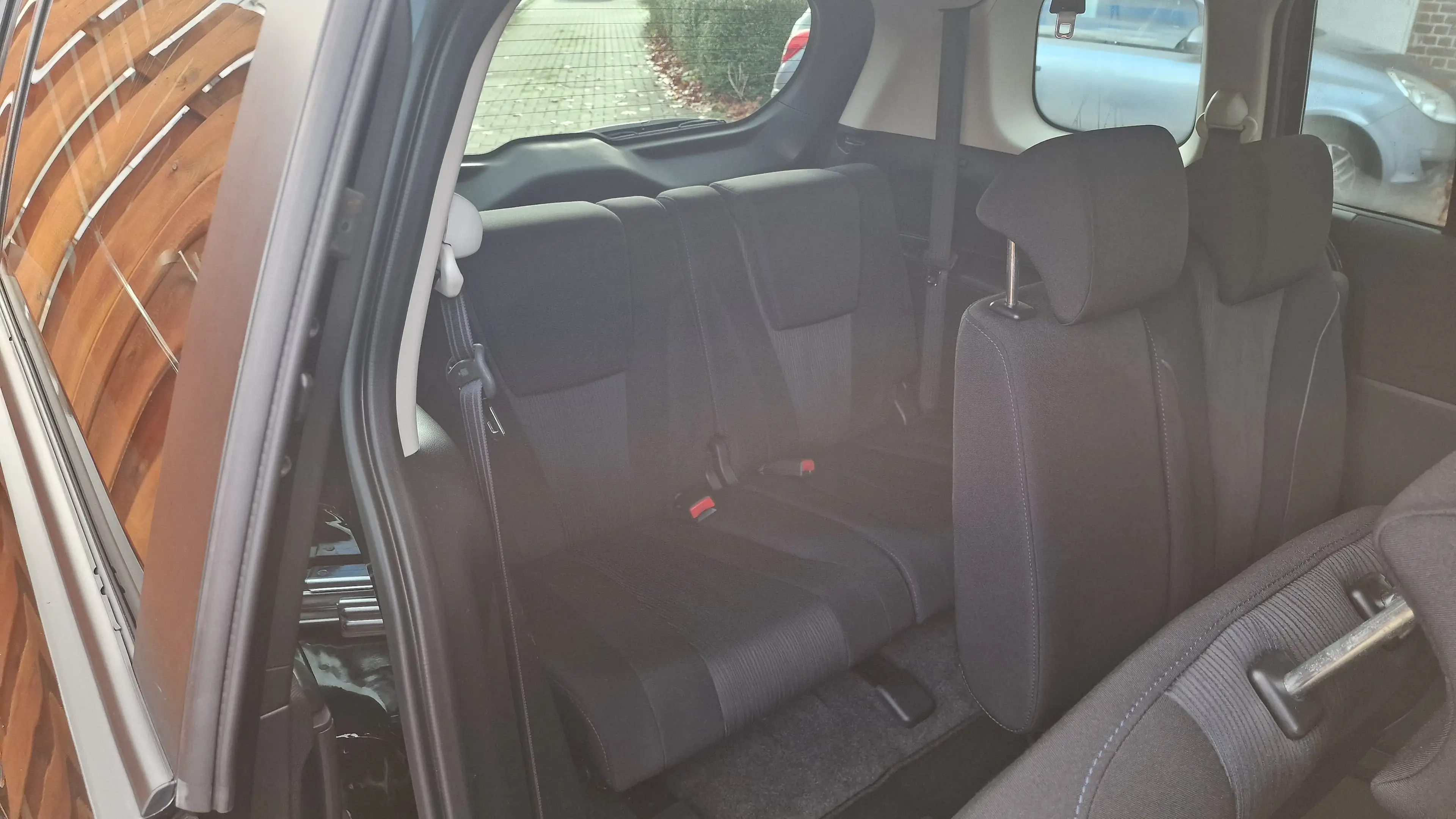 Mazda 5 Center-Line TÜV NEU 7-SITZER — photo 15