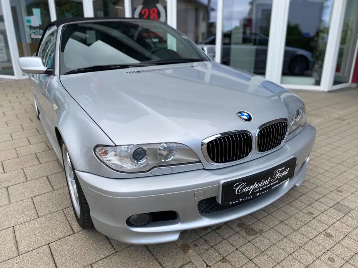 BMW 325 3 Cabrio 325 Ci, M-Paket, NAVI,2.Hand,76oookm! Silber - 1