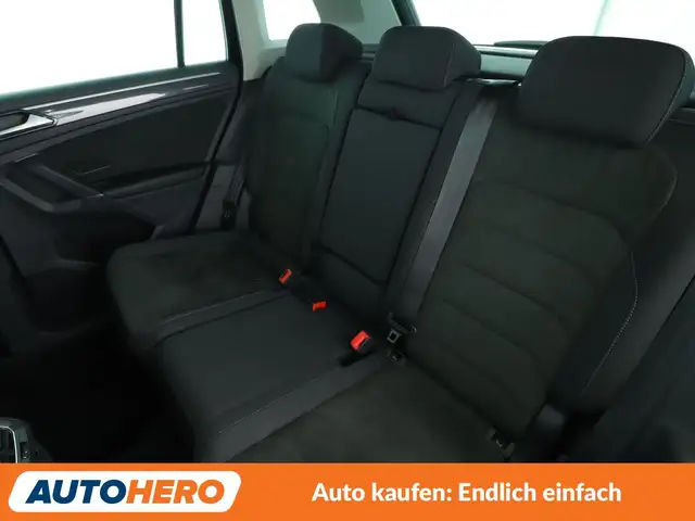 Volkswagen Tiguan view 14