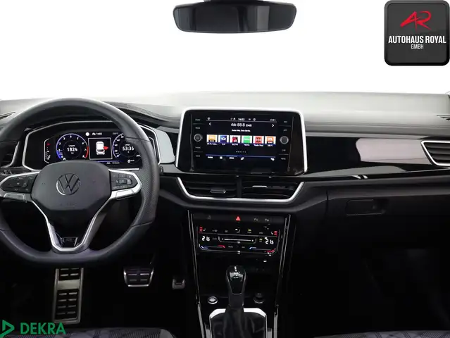 Volkswagen T-Roc view 10