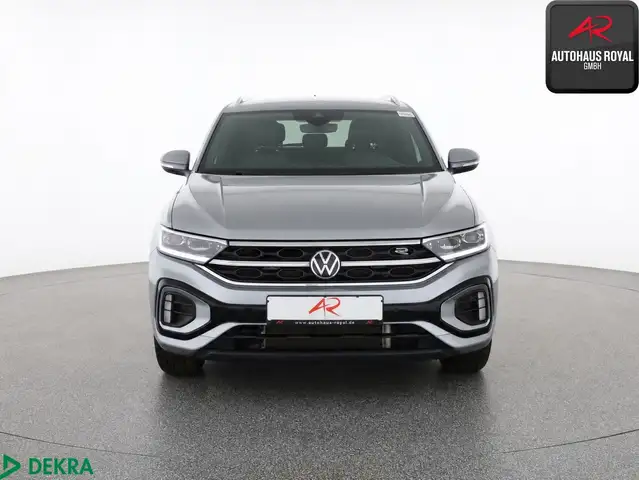 Volkswagen T-Roc view 8
