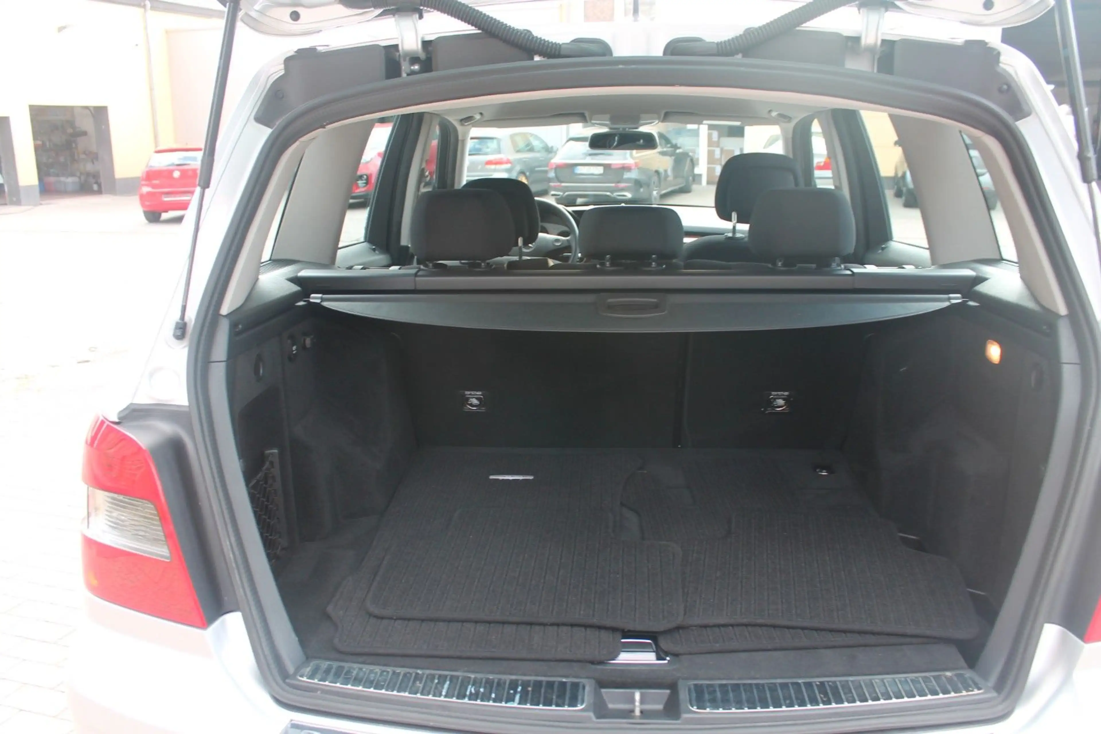 Mercedes-Benz GLK 220 CDI 4MATIC BE*20"Alu*Trittbretter*AHK*BT — photo 14