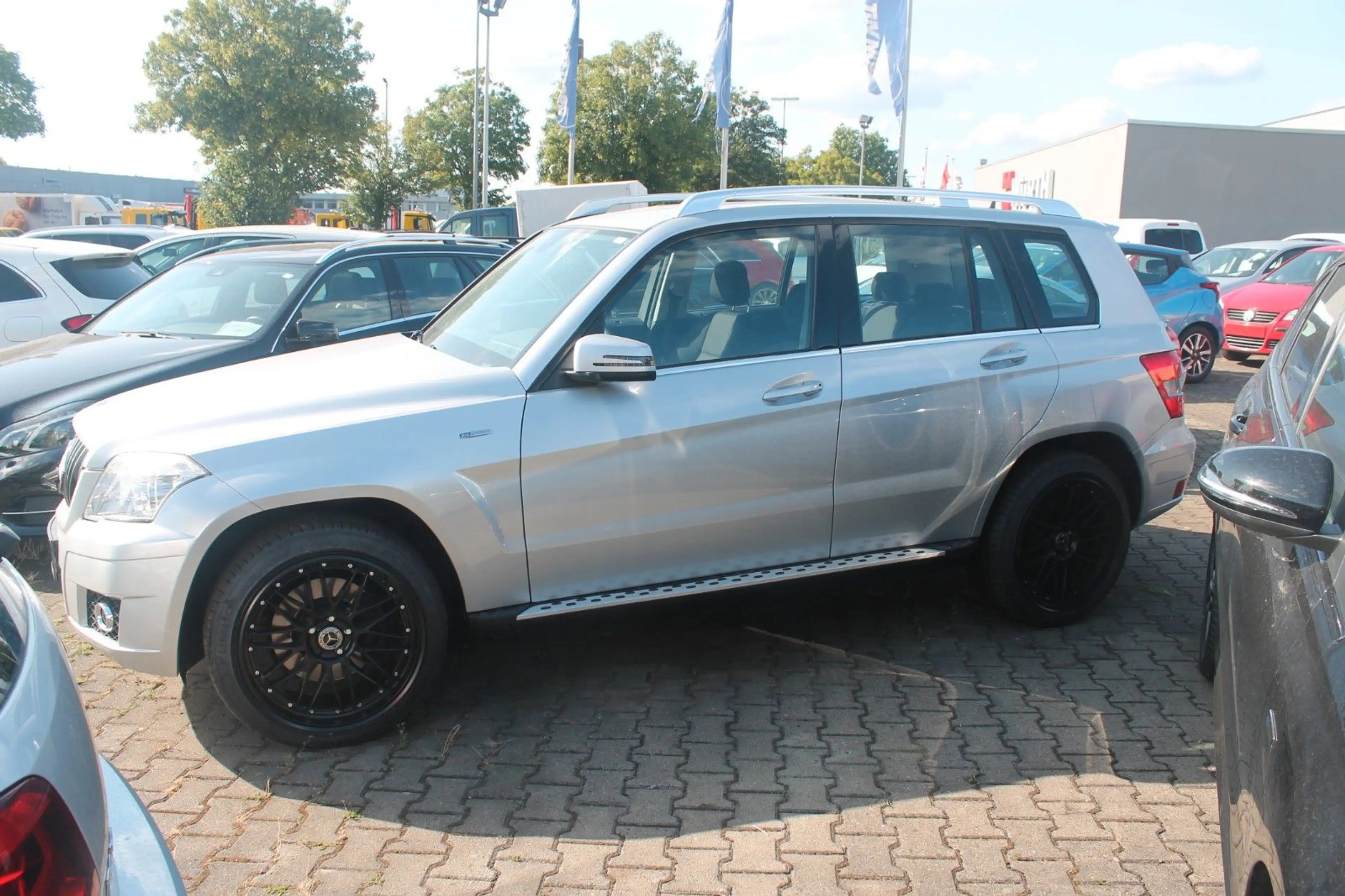 Mercedes-Benz GLK 220 CDI 4MATIC BE*20"Alu*Trittbretter*AHK*BT — photo 5