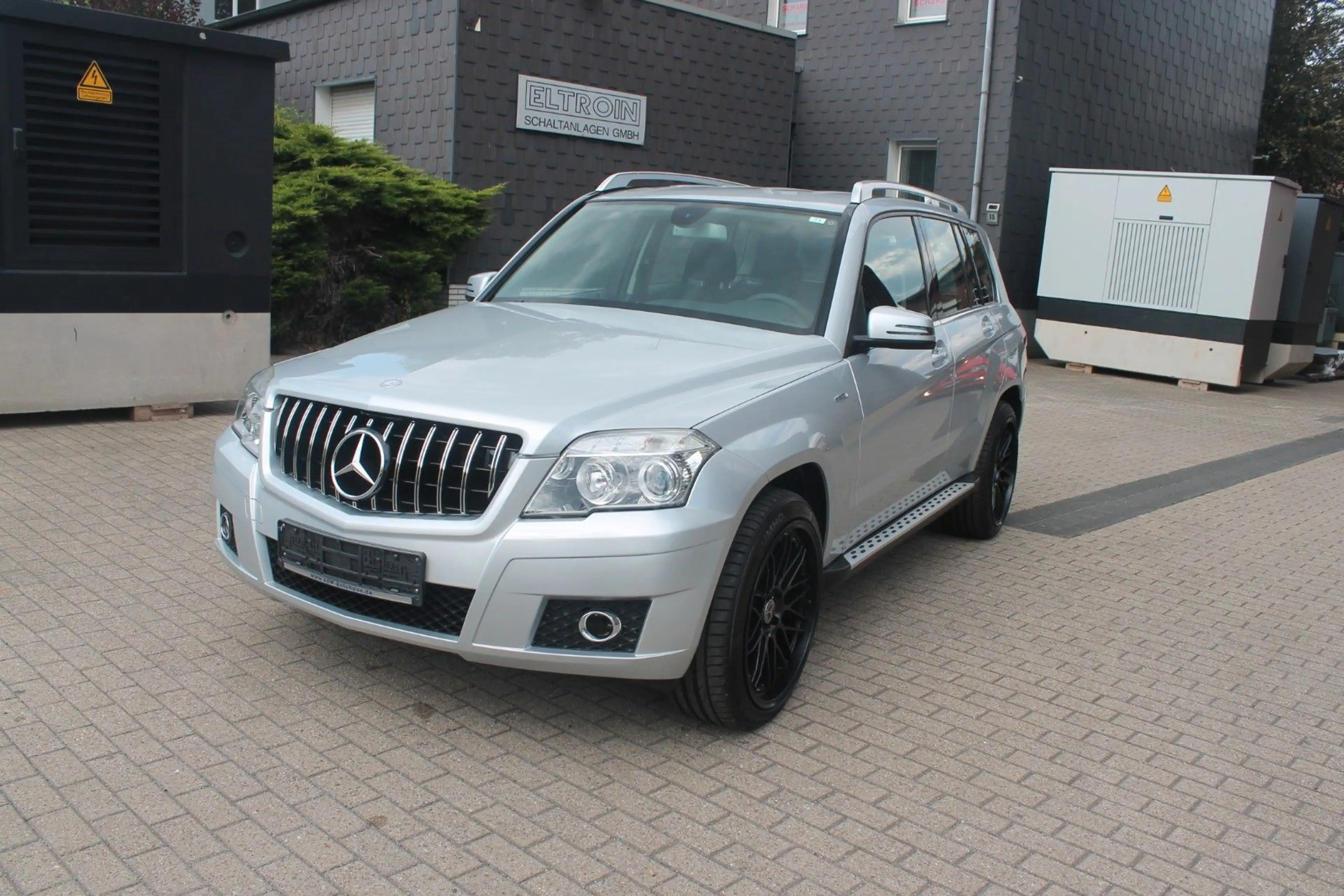 Mercedes-Benz GLK 220 CDI 4MATIC BE*20"Alu*Trittbretter*AHK*BT
