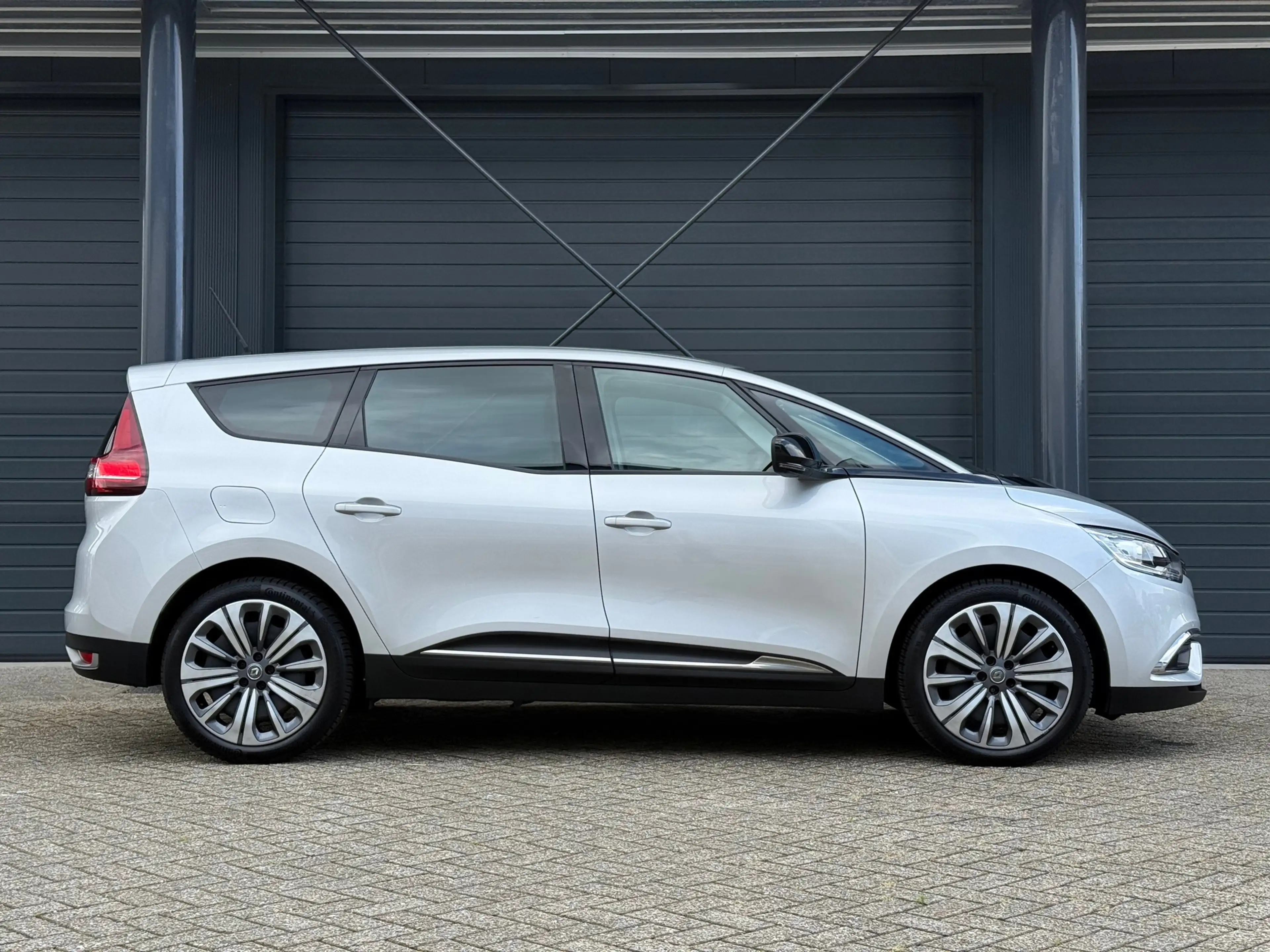 Renault Grand Scenic 1.3 TCe Business Zen 7p. — photo 6