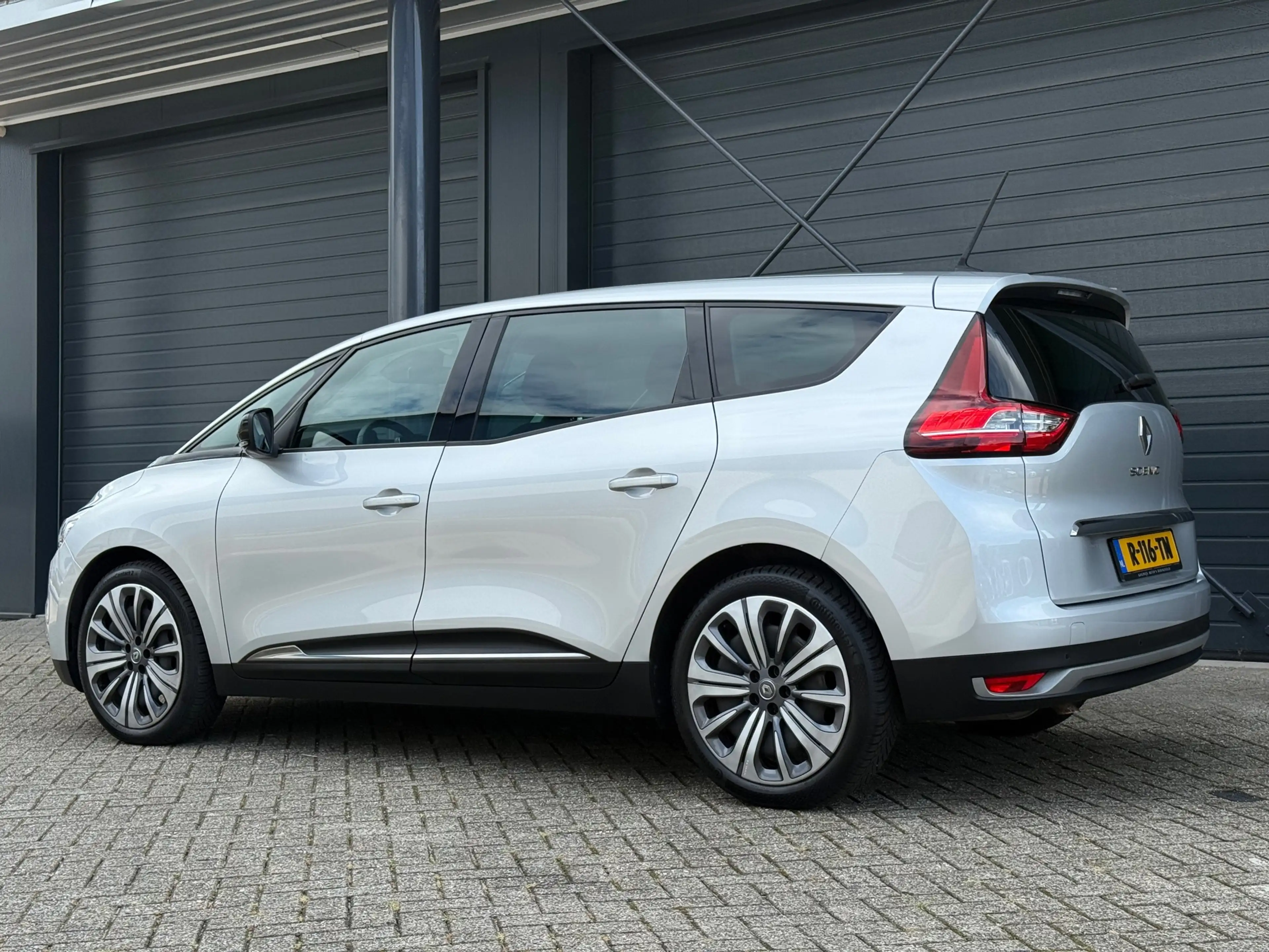 Renault Grand Scenic 1.3 TCe Business Zen 7p. — photo 13