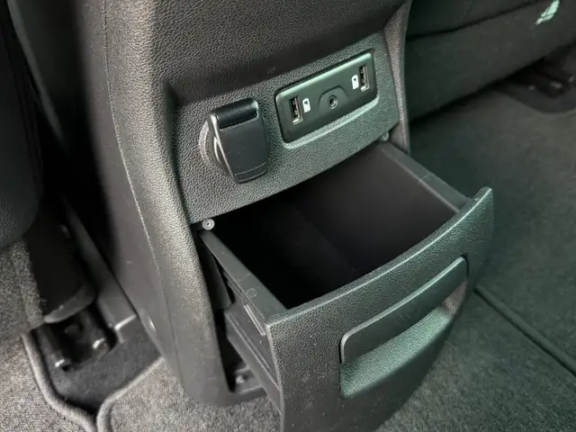Renault Grand Scenic view 28