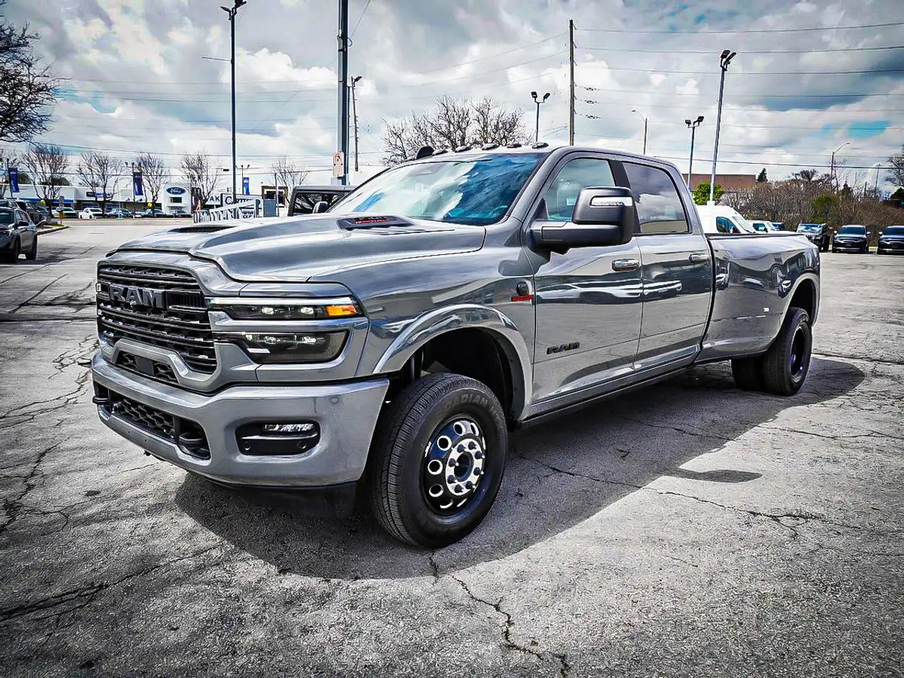 RAM 3500 снимка RAM 3500