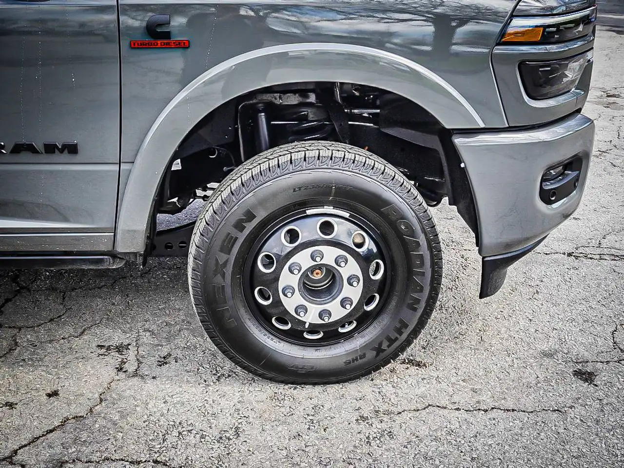 RAM 3500 снимка RAM 3500