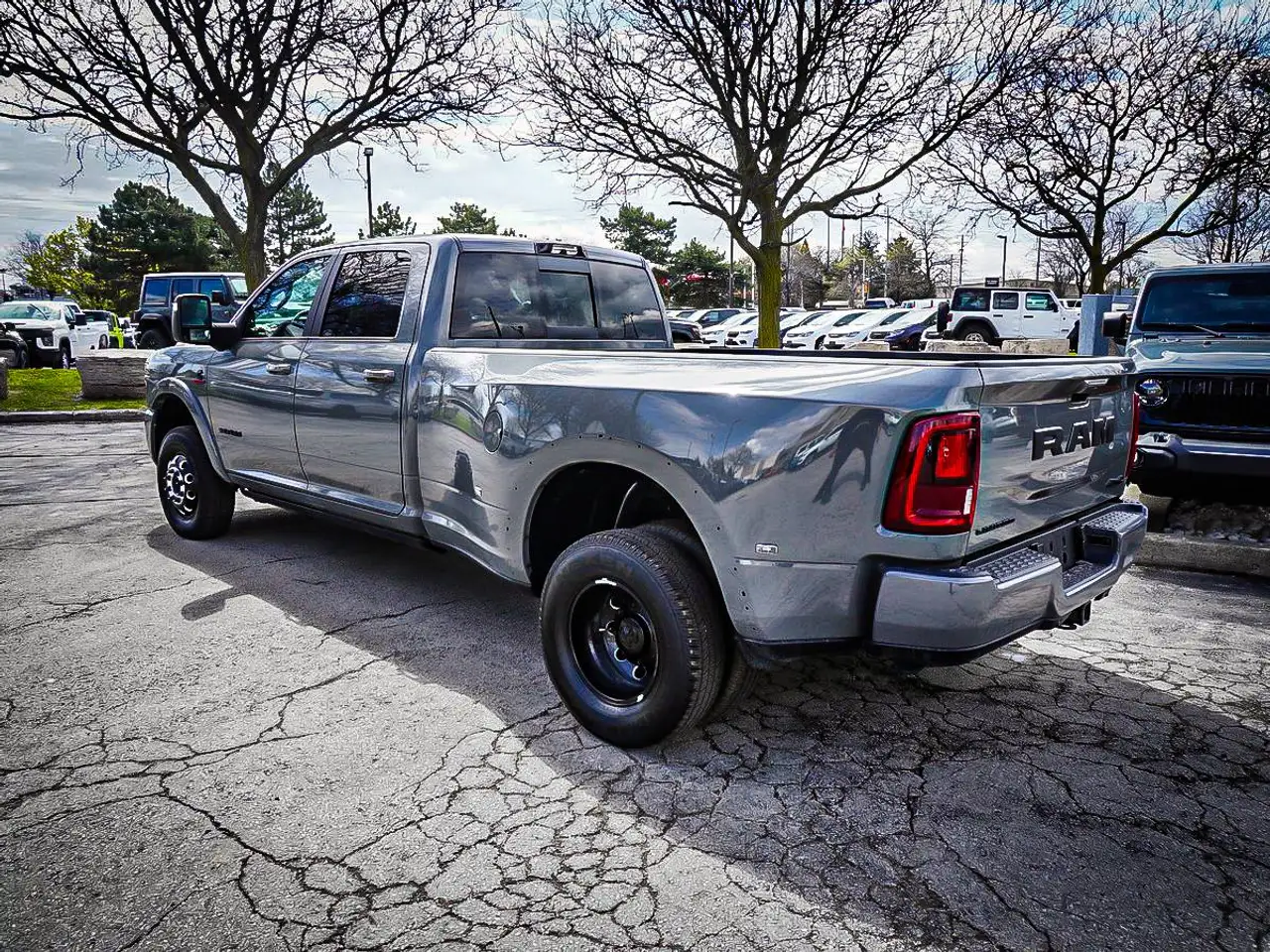 RAM 3500 снимка RAM 3500
