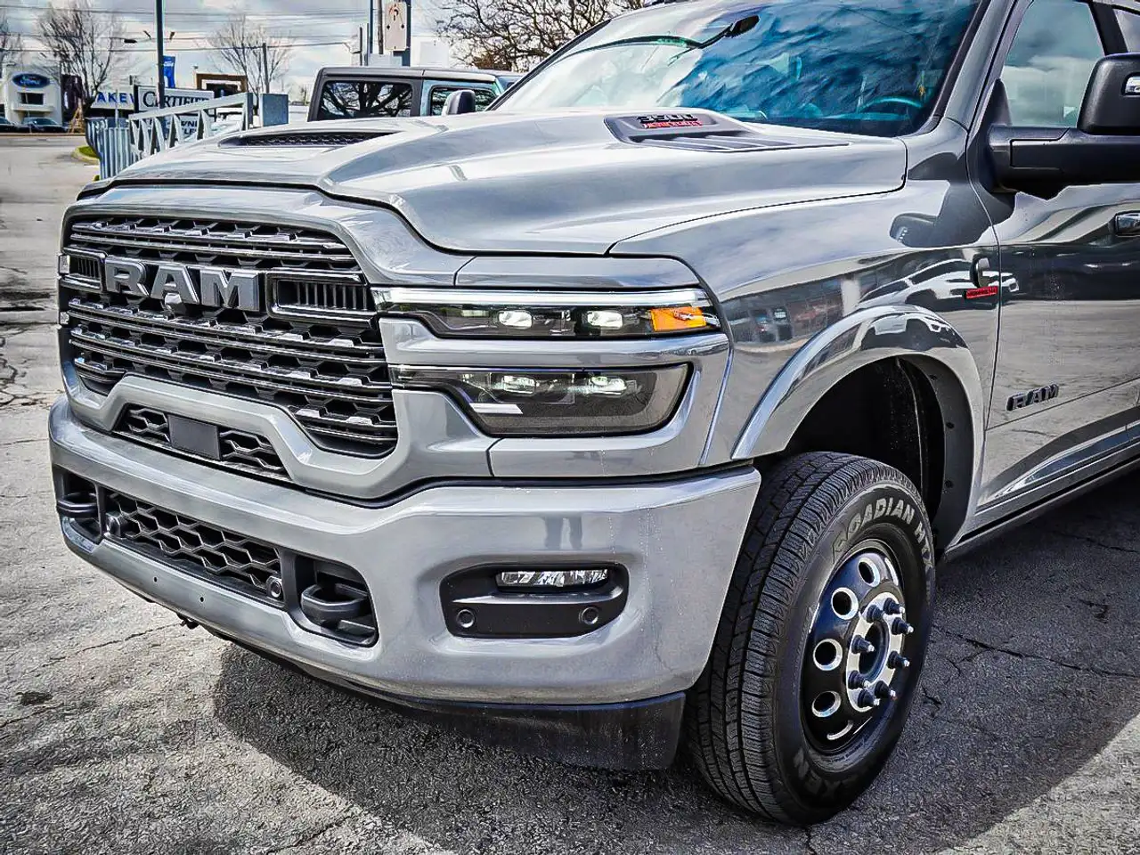 RAM 3500 снимка RAM 3500