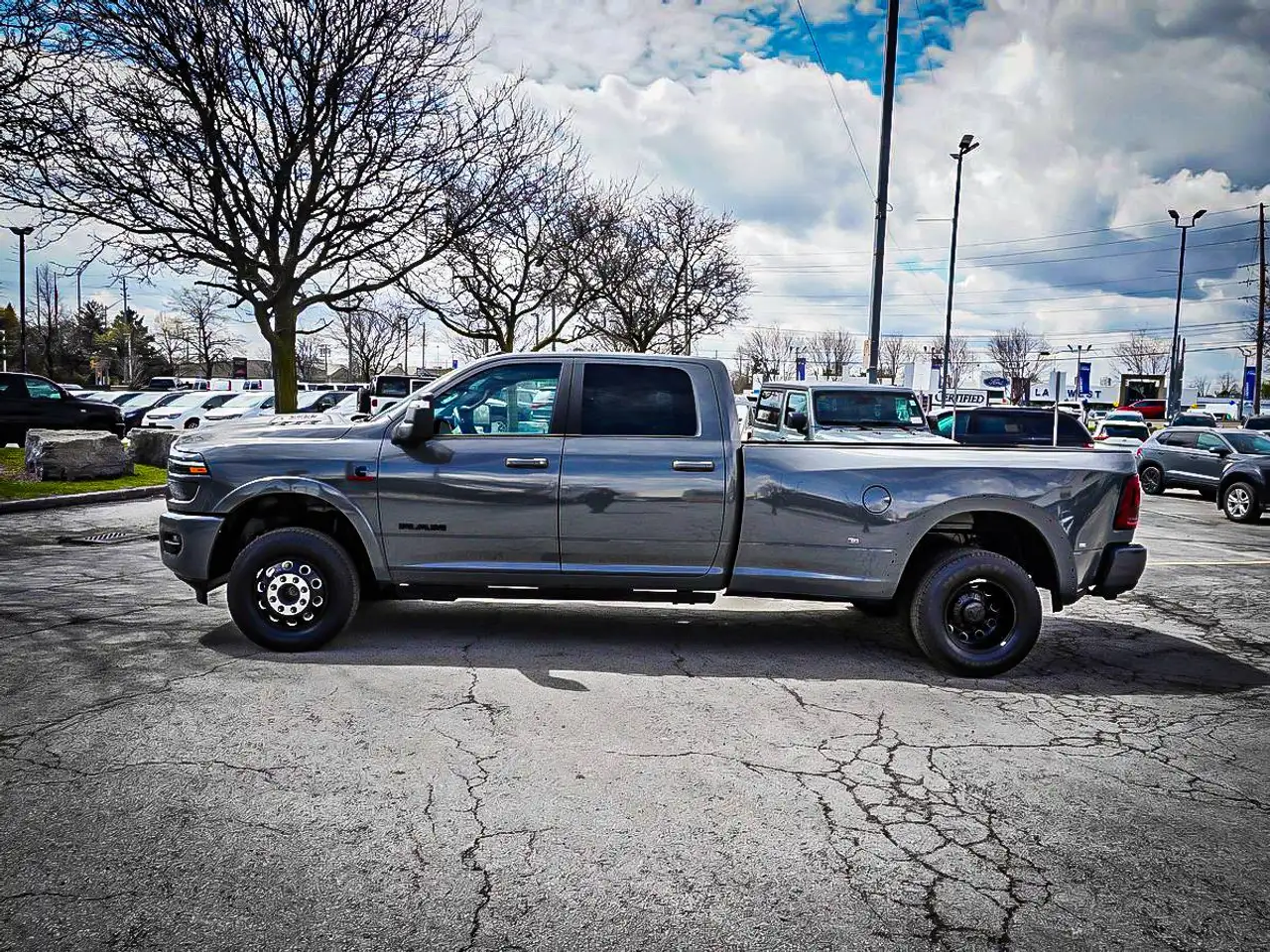 RAM 3500 снимка RAM 3500