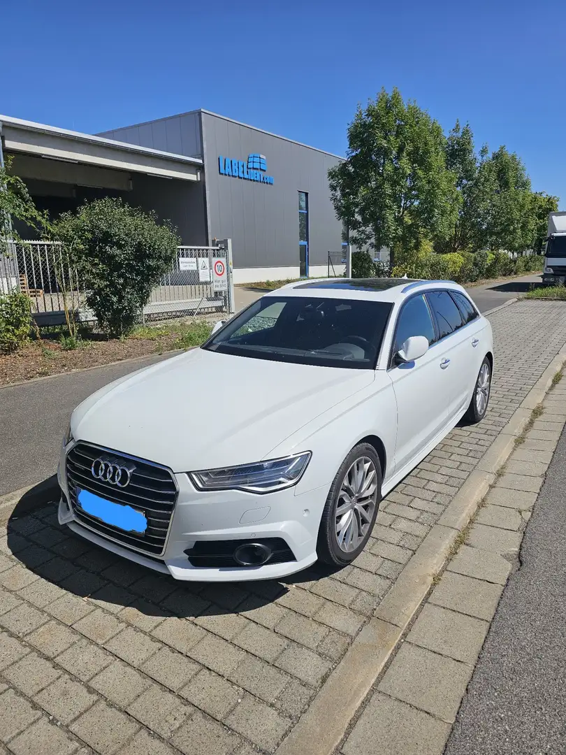 Audi A6 Avant 3.0 TDI quattro S tronic Weiß - 1