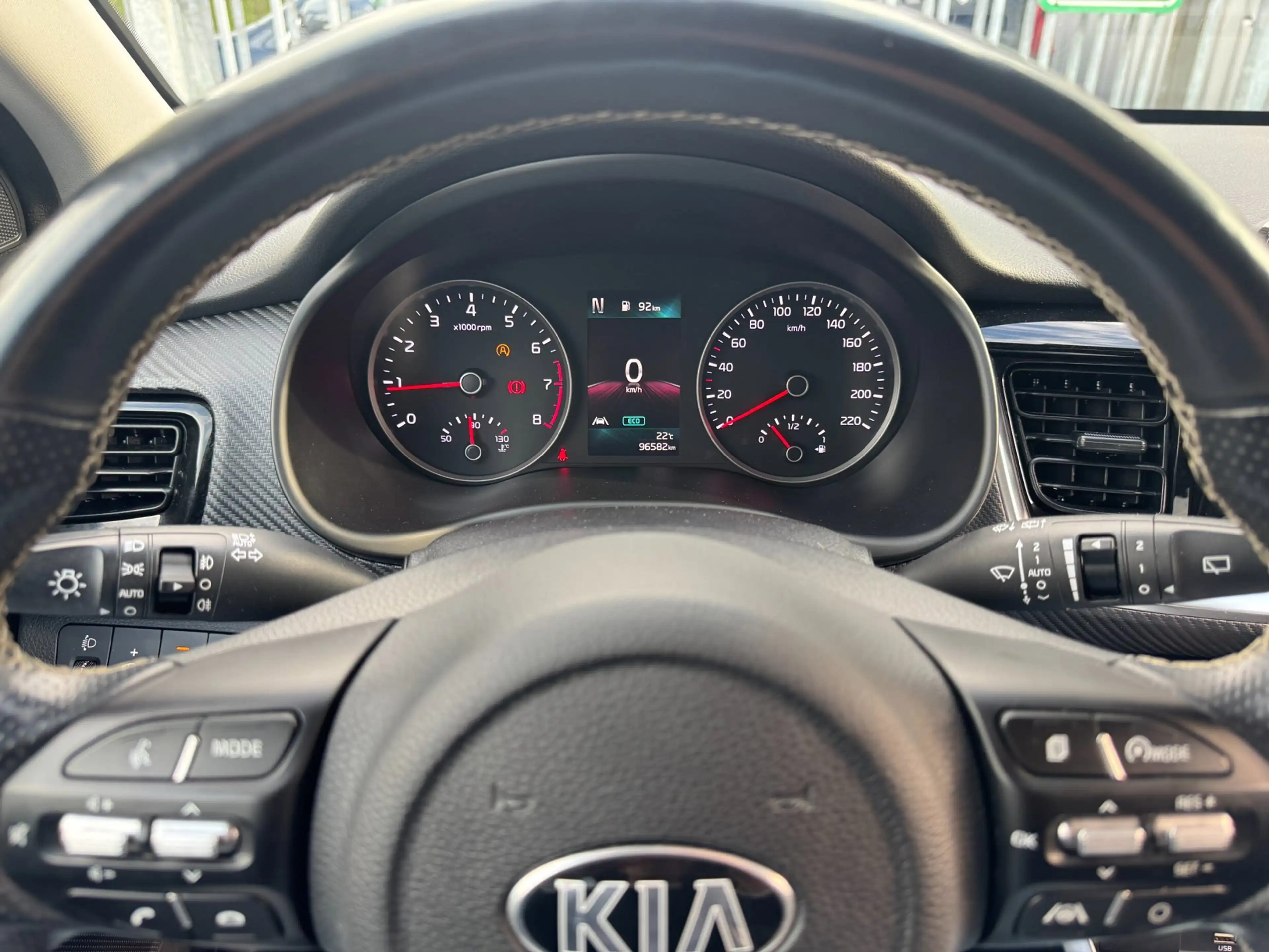 Kia Stonic 1.0 T-GDI MHEV GT-Line sport interieur | Afneembar — photo 21