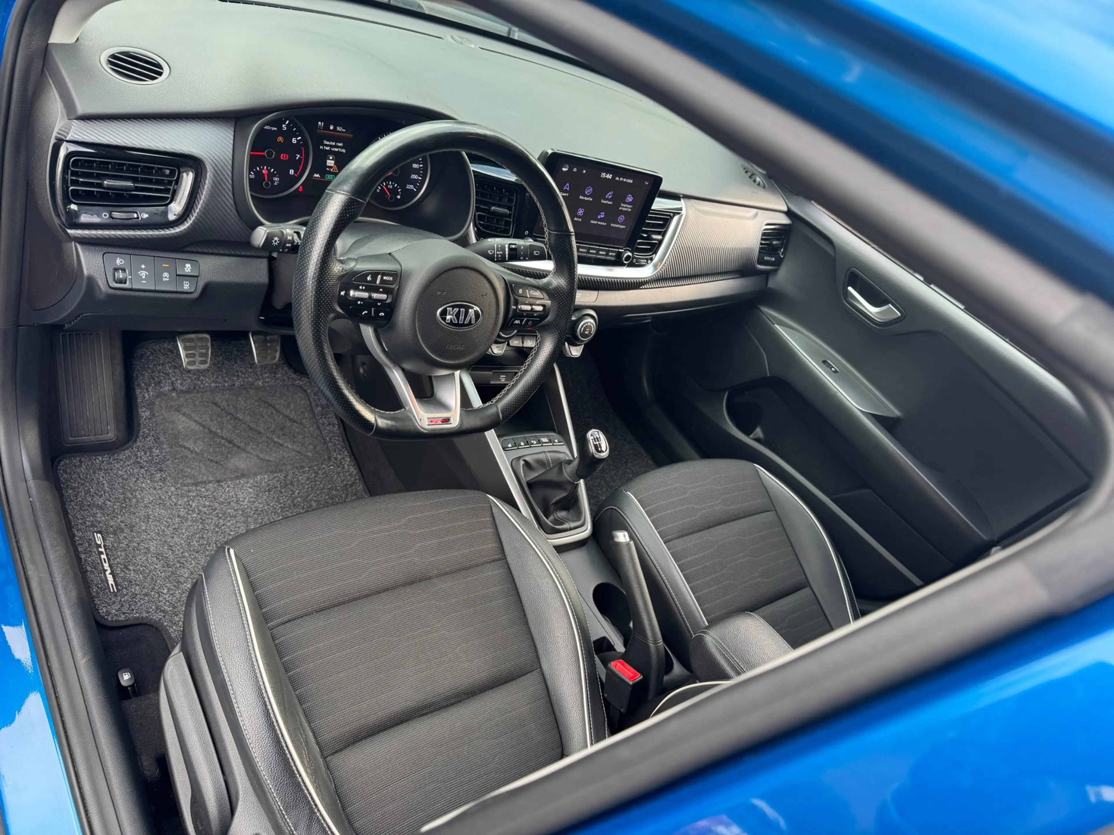 Kia Stonic 1.0 T-GDI MHEV GT-Line sport interieur | Afneembar — photo 12