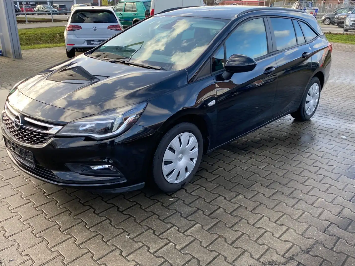 Opel Astra K Sports Tourer Business *AHK* Schwarz - 2