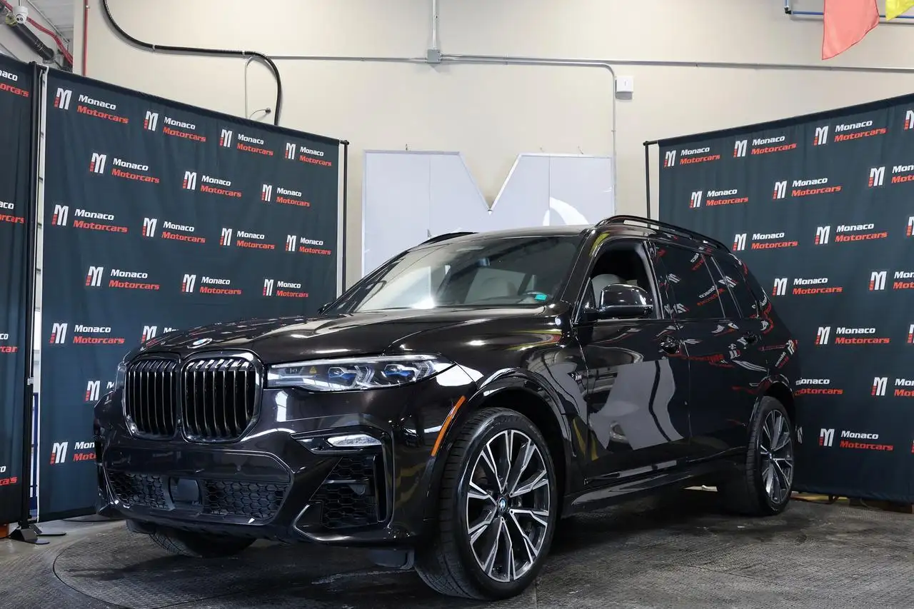 2022 BMW X7