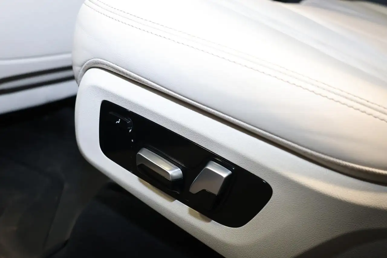 BMW X7 снимка BMW X7