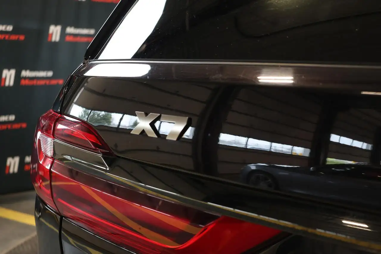 BMW X7 снимка BMW X7