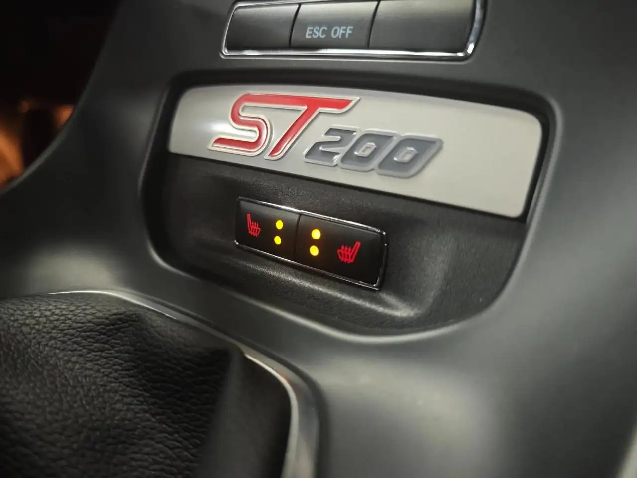 Ford Fiesta 3 portes — photo 18