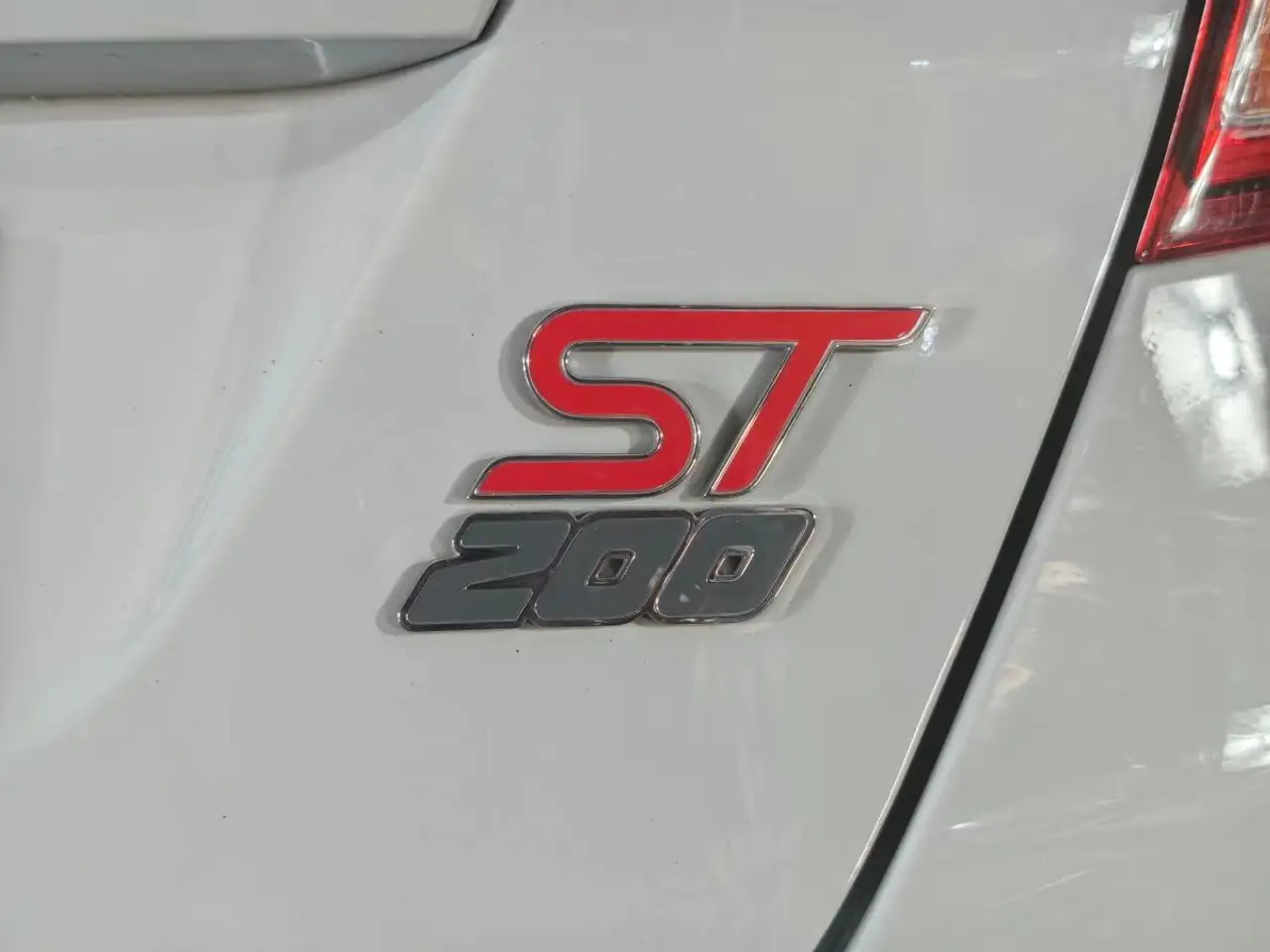 Ford Fiesta 3 portes — photo 7