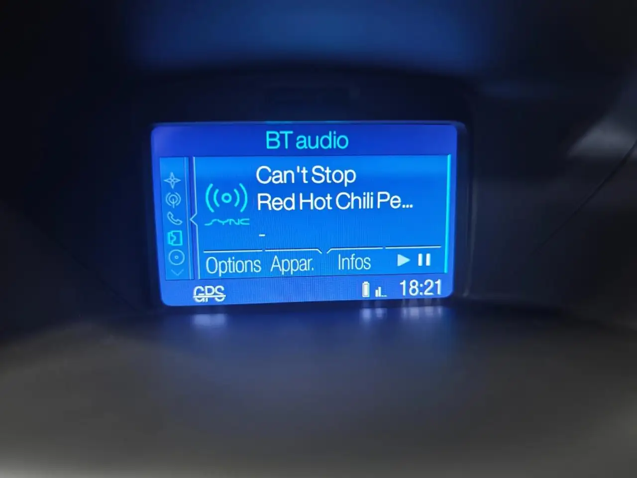 Ford Fiesta 3 portes — photo 29