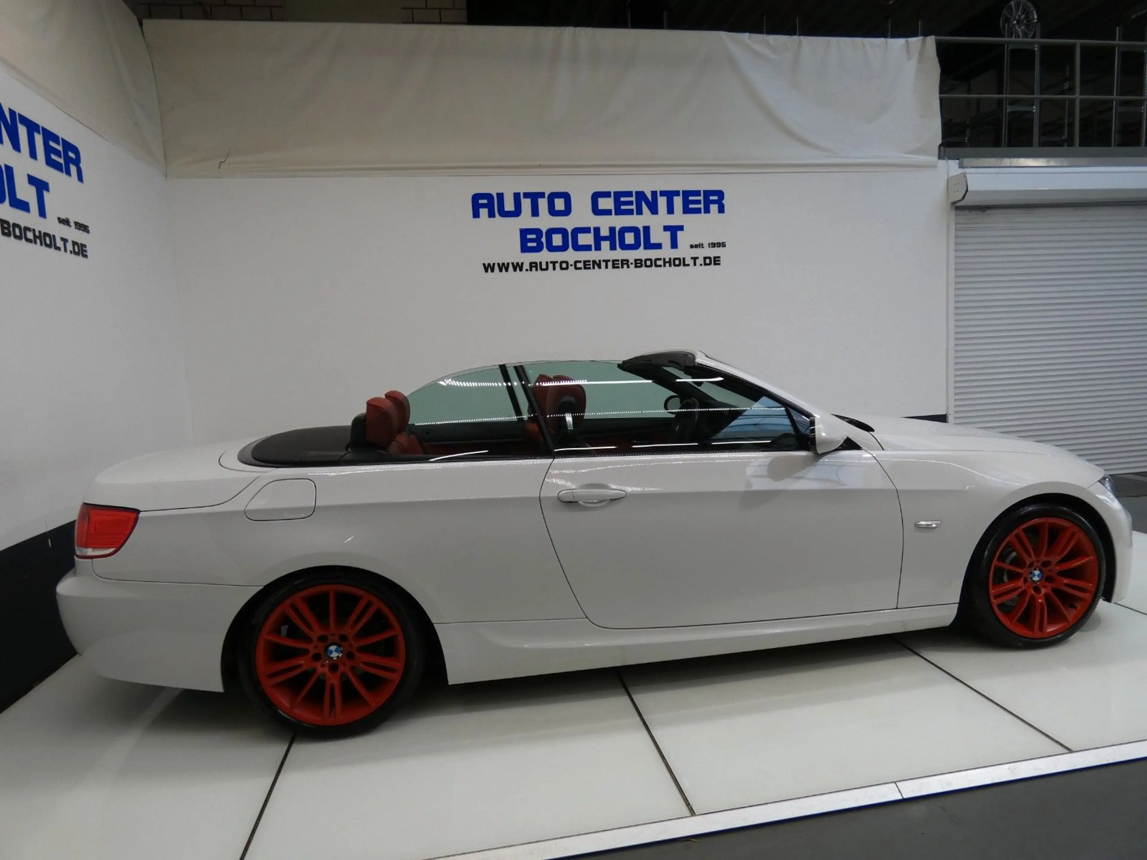 BMW 325 i*Aut*M Sportpaket*NaviProf*Xenon*HiFi*PDC — photo 7