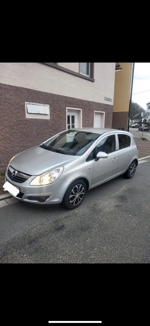 Opel Corsa Opel corsa tüv und angemeldet - 1
