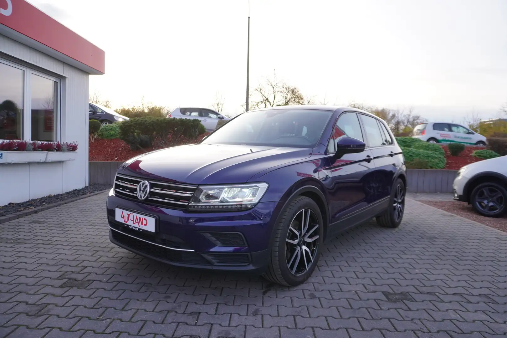 Volkswagen Tiguan 1.4 TSI Trendline LED Navi Tempomat PDC Blau - 2