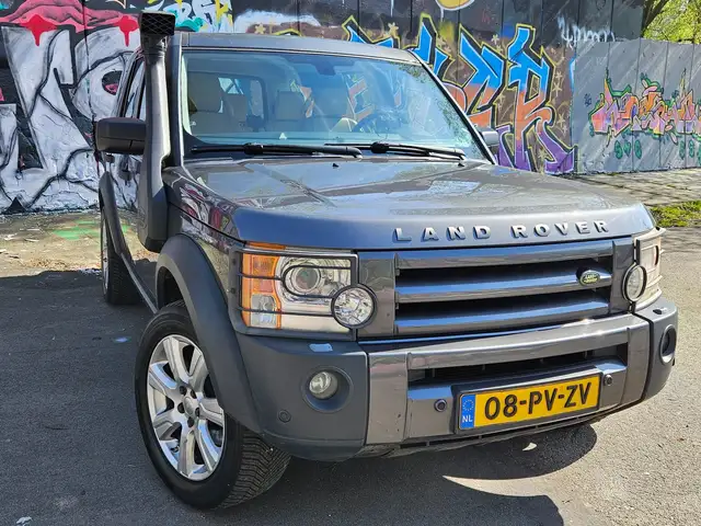 Land Rover Discovery 3 4.4 V8 HSE 7p