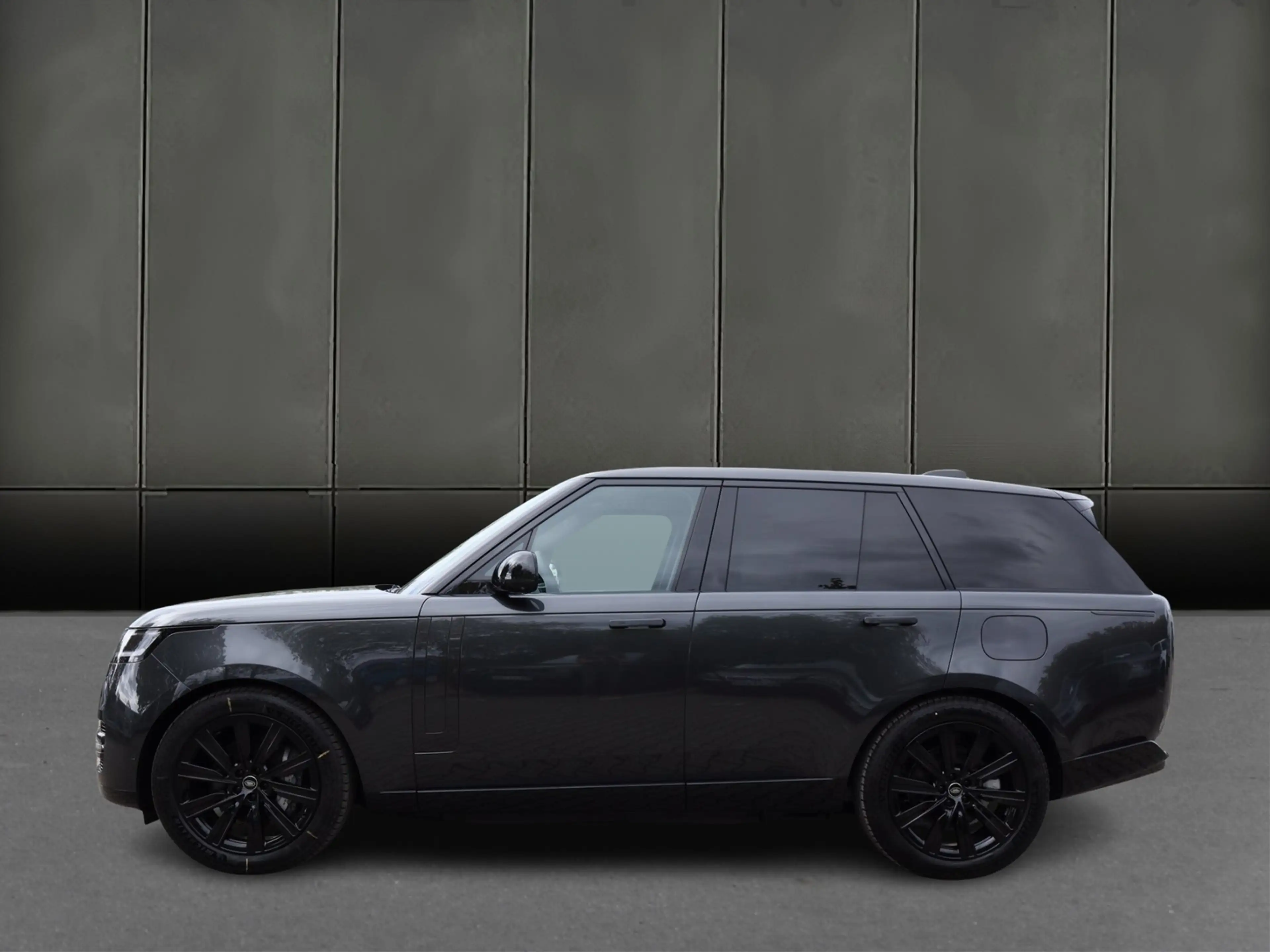 Land Rover Range Rover P460E HSE Plug-In-Hybrid 22"Felgen Gloss Black,... — photo 8