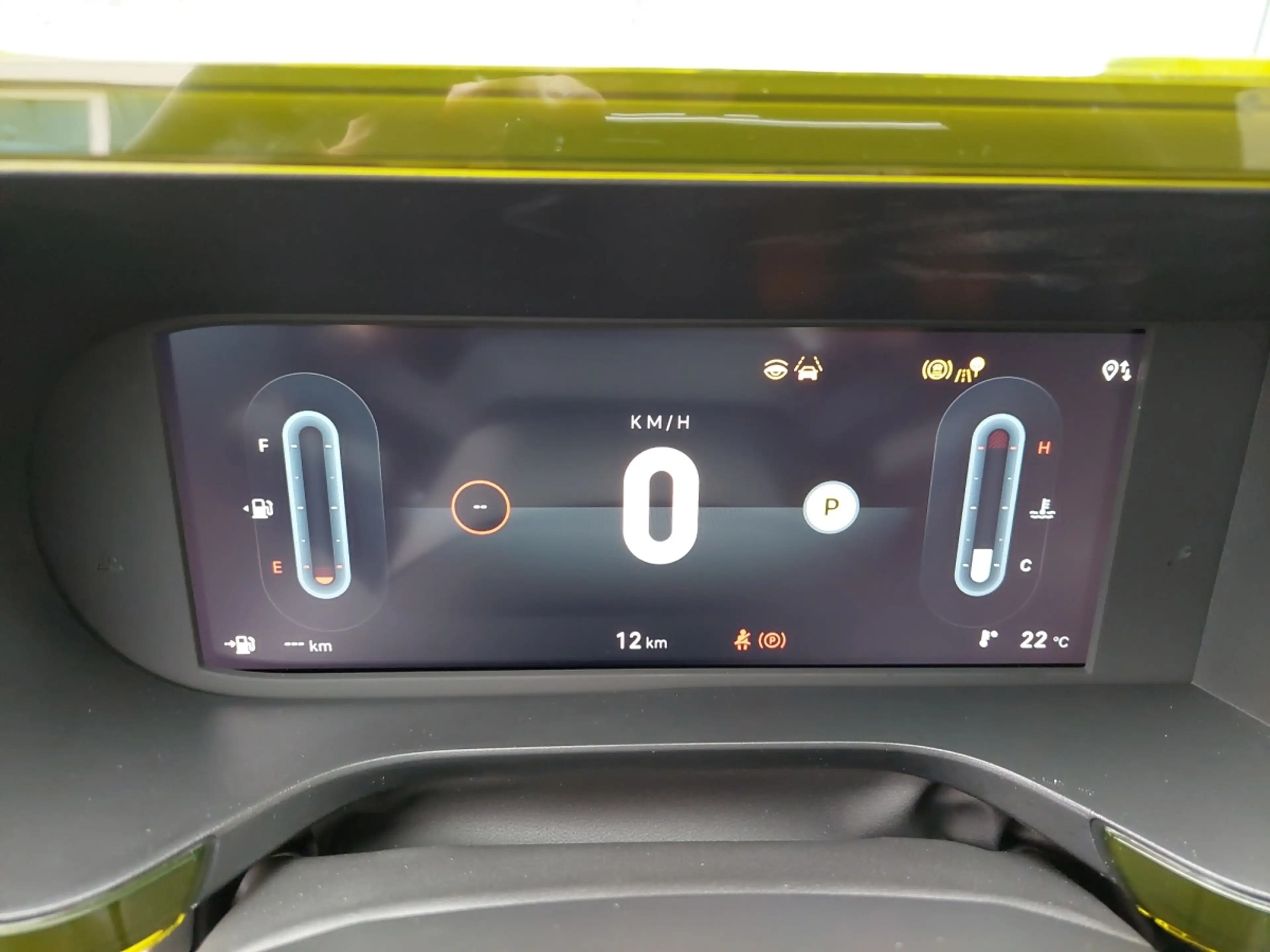 Fiat Grande Panda La Prima Hybrid — photo 14