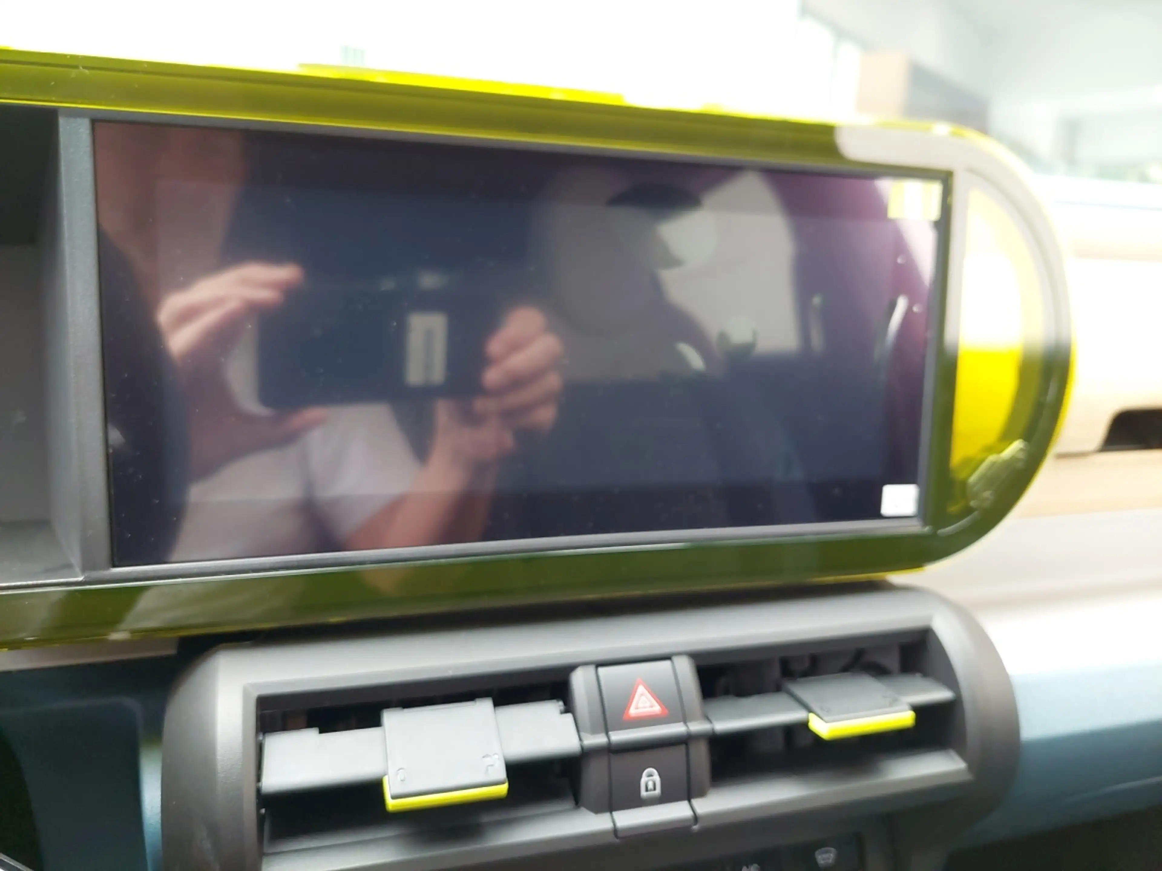 Fiat Grande Panda La Prima Hybrid — photo 9
