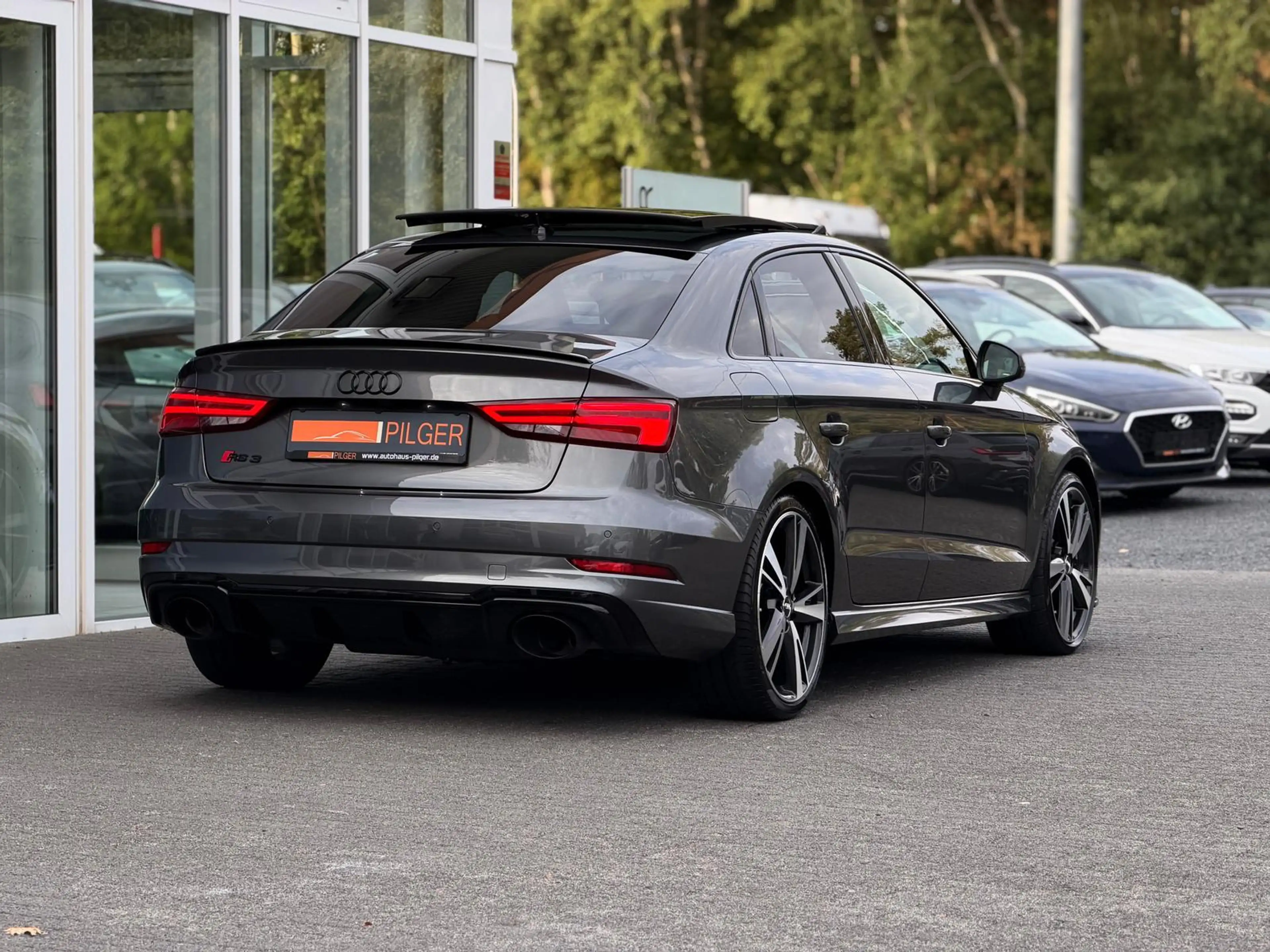 Audi RS3 Limo*B&O*Matrix*Pano*APR*Schale*Digital*ACC — photo 8