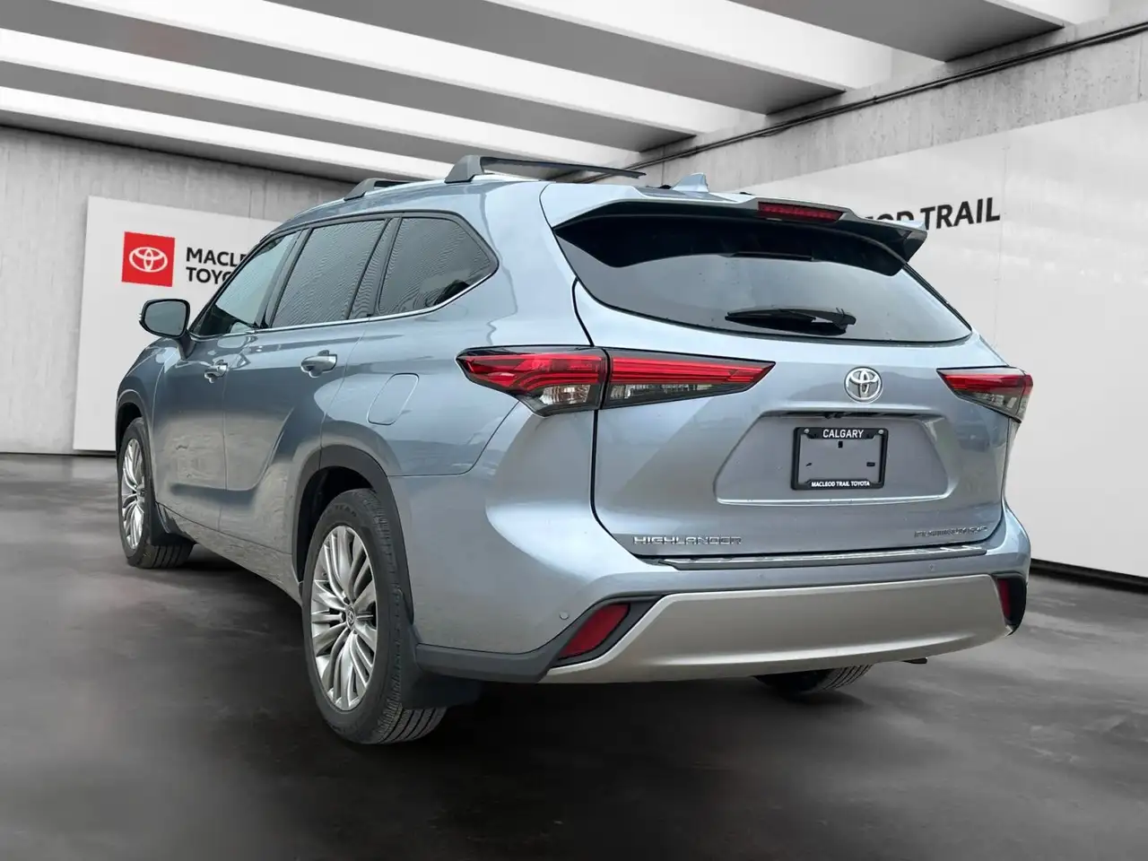 Toyota Highlander снимка Toyota Highlander