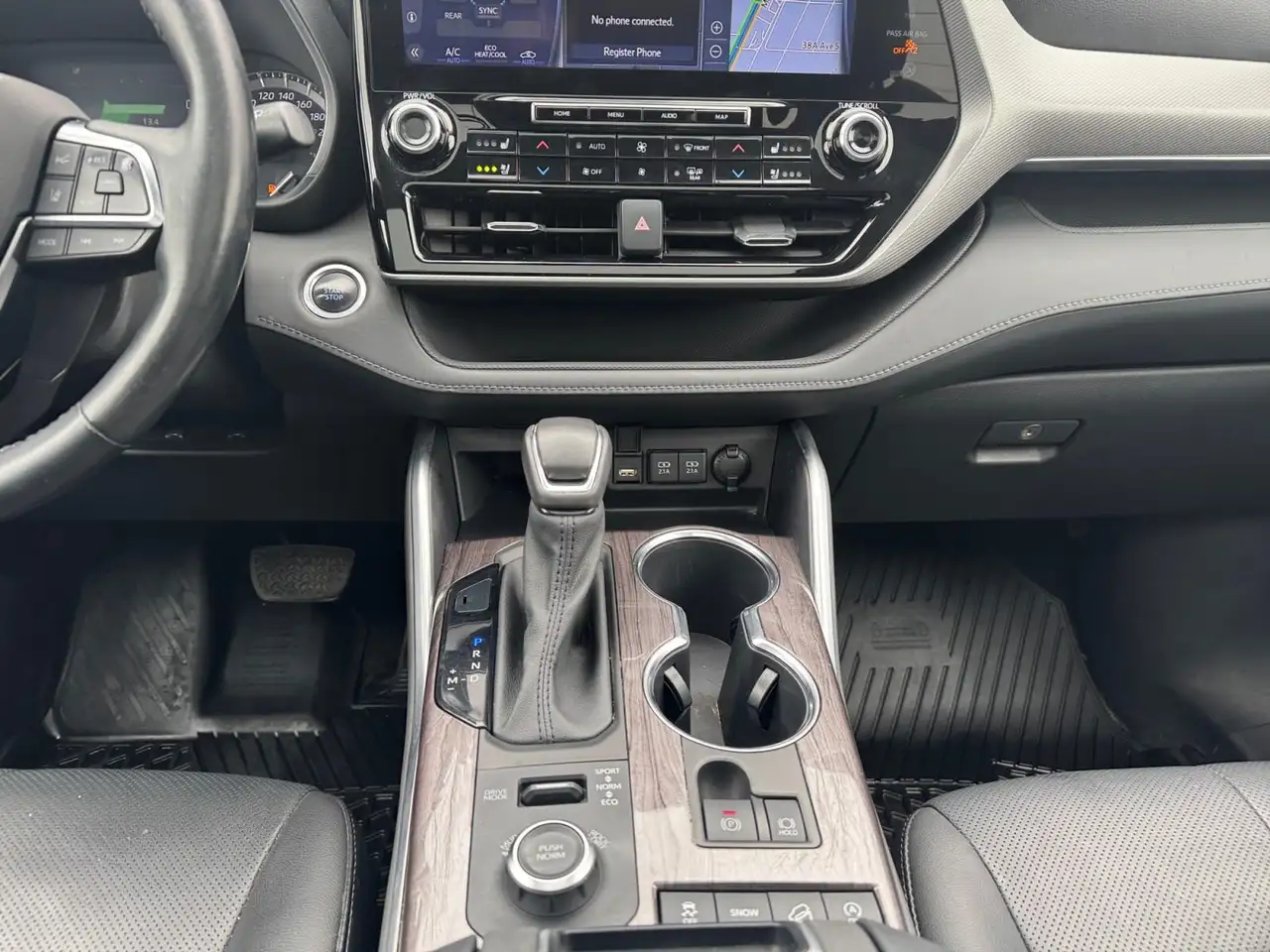 Toyota Highlander снимка Toyota Highlander
